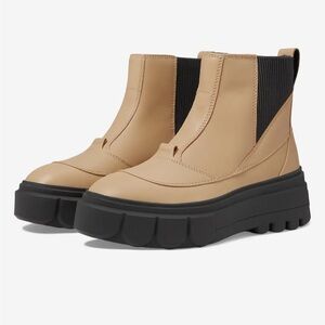 NWT SOREL Caribou X Boot Chelsea Waterproof Tan Leather Womens Size 9